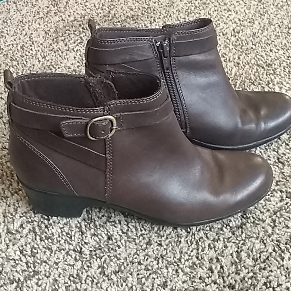Clarks boots 7M